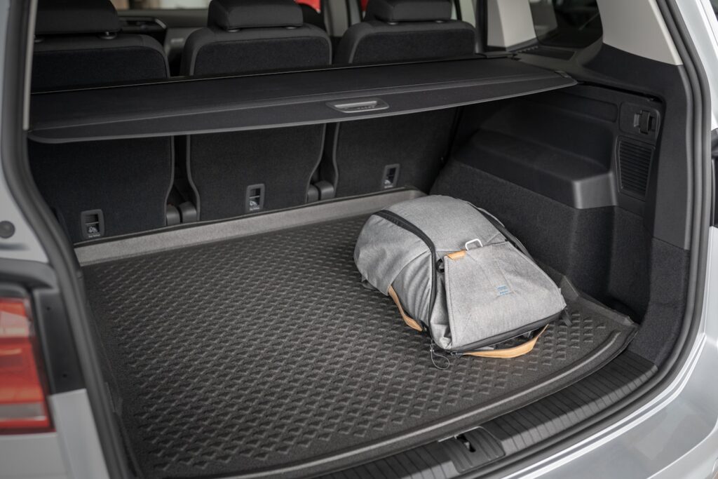 Peak Design in a car trunk (Volkswagen Touran)