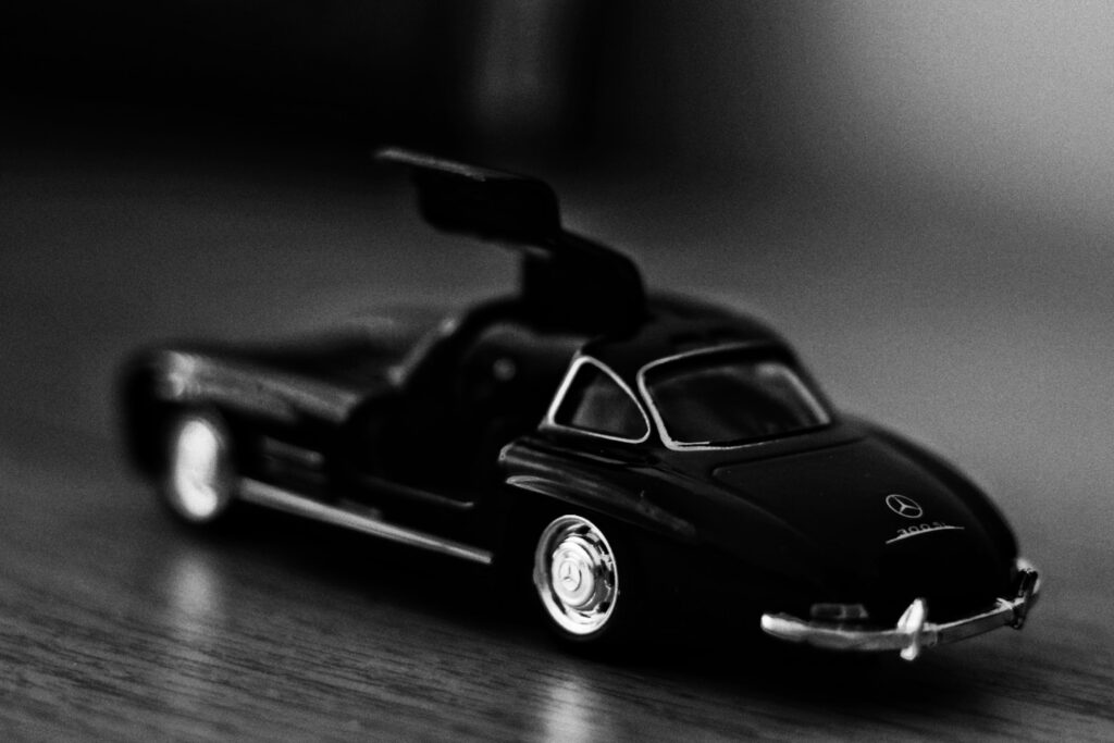 Mercedes SL300 Gullwing in monochrome